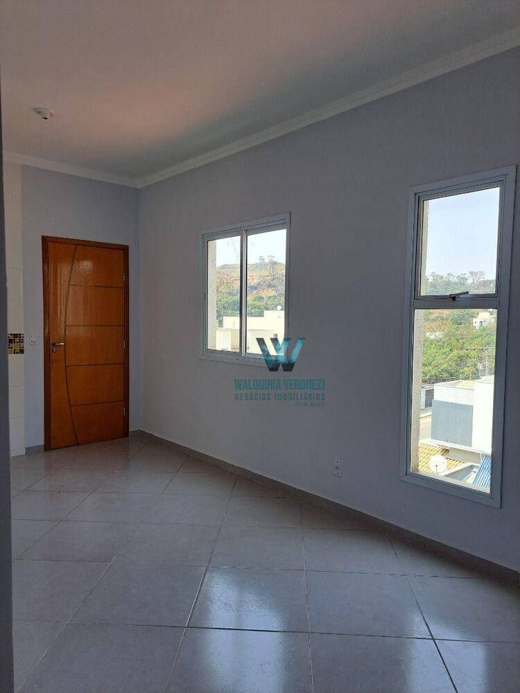 Apartamento à venda com 2 quartos, 75m² - Foto 2