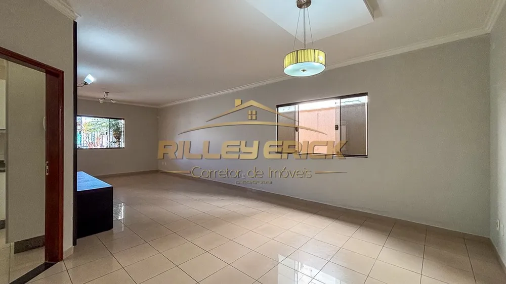 Casa, 3 quartos, 330 m² - Foto 3