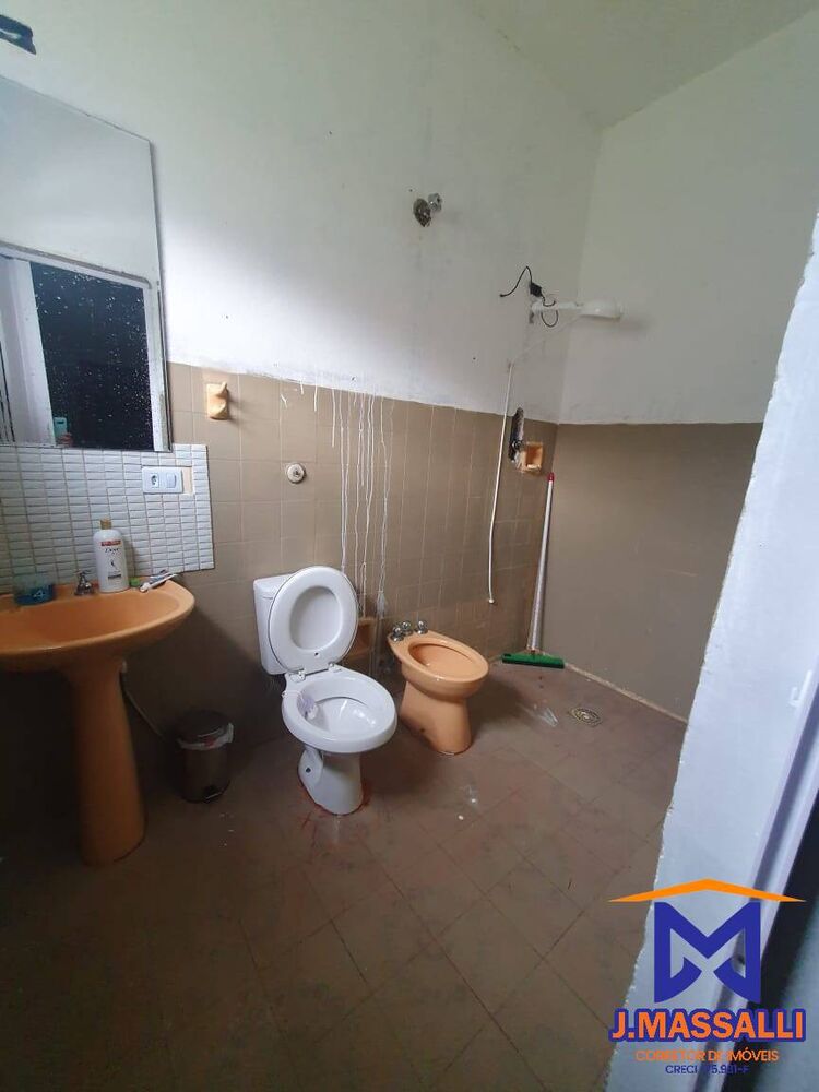 Casa à venda com 3 quartos, 620m² - Foto 7