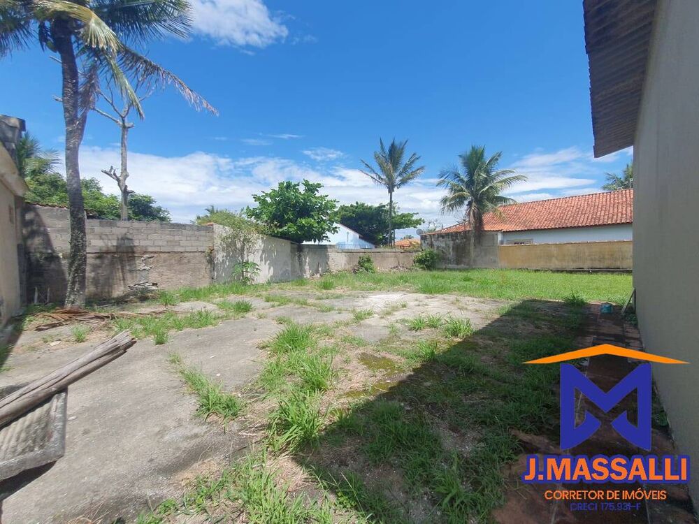 Casa à venda com 3 quartos, 620m² - Foto 2