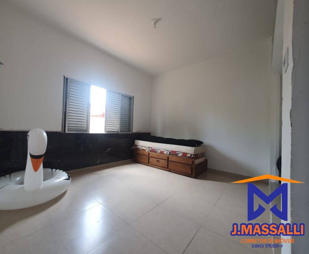 Casa à venda com 3 quartos, 620m² - Foto 1
