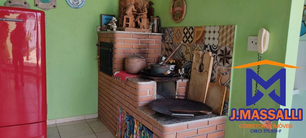 Casa à venda com 5 quartos, 600m² - Foto 2