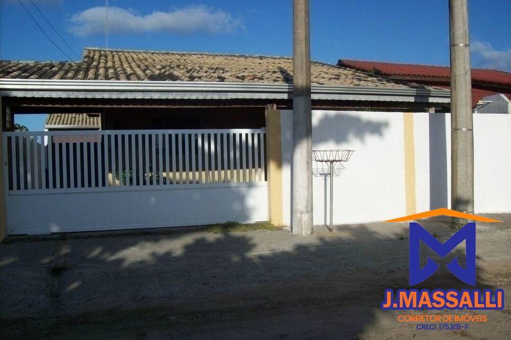 Casa à venda com 3 quartos, 150m² - Foto 1