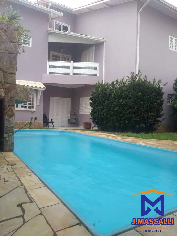 Casa, 3 quartos, 220 m² - Foto 2