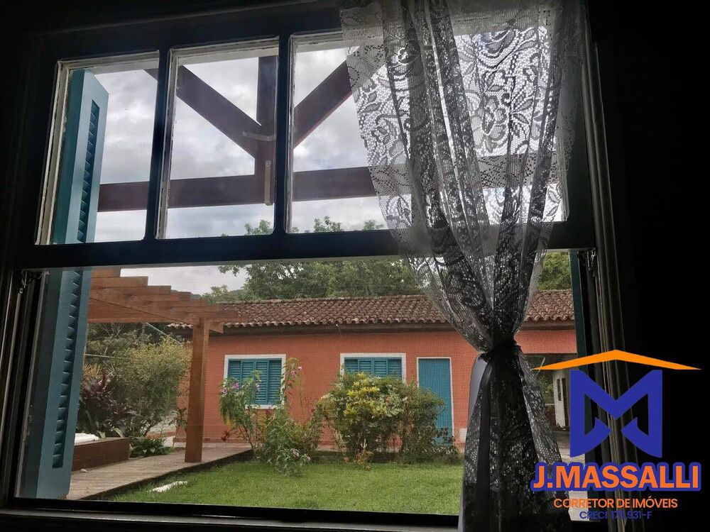 Casa à venda com 4 quartos, 380m² - Foto 3
