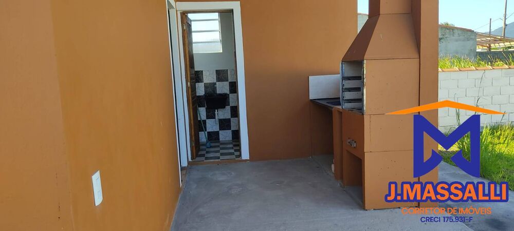 Casa à venda com 2 quartos, 250m² - Foto 6