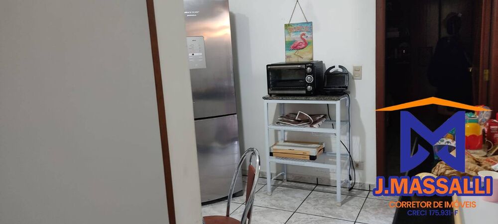 Casa à venda com 4 quartos, 360m² - Foto 1