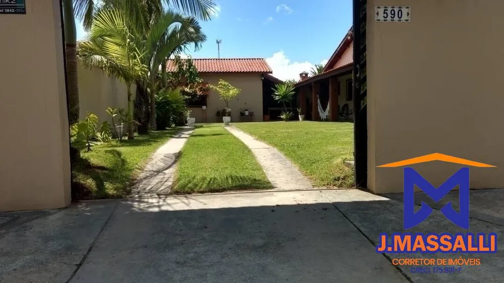 Casa, 3 quartos, 222 m² - Foto 2