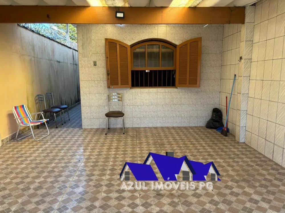 Casa à venda com 2 quartos, 125m² - Foto 1