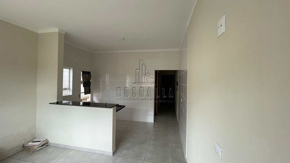 Casa à venda com 2 quartos, 6249m² - Foto 3