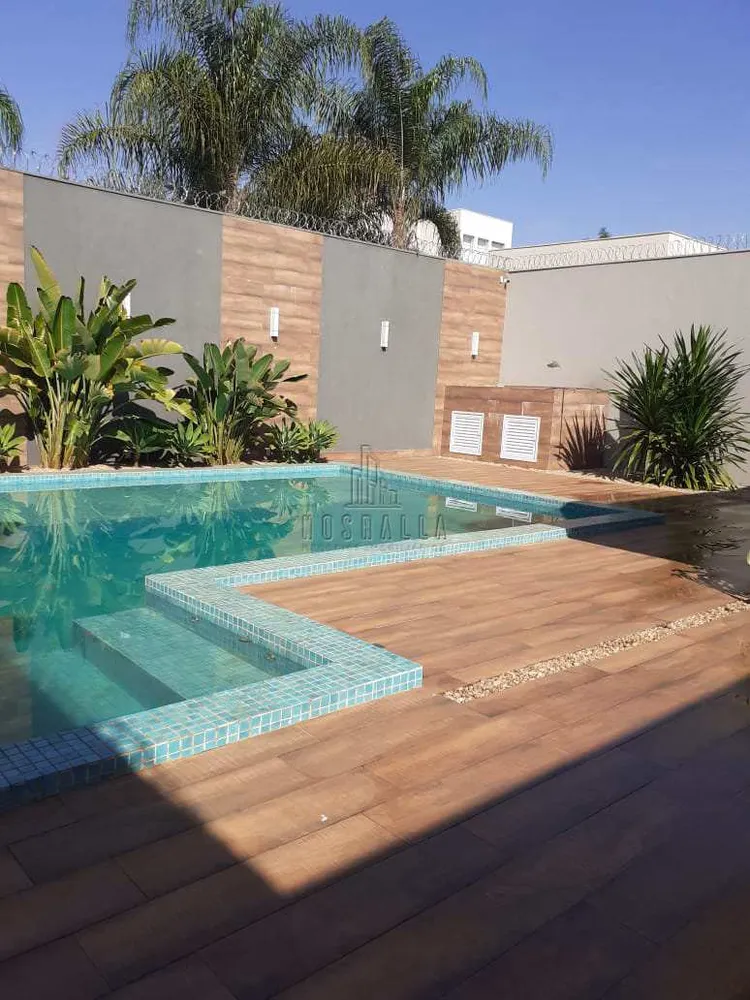 Casa, 4 quartos, 534 m² - Foto 1