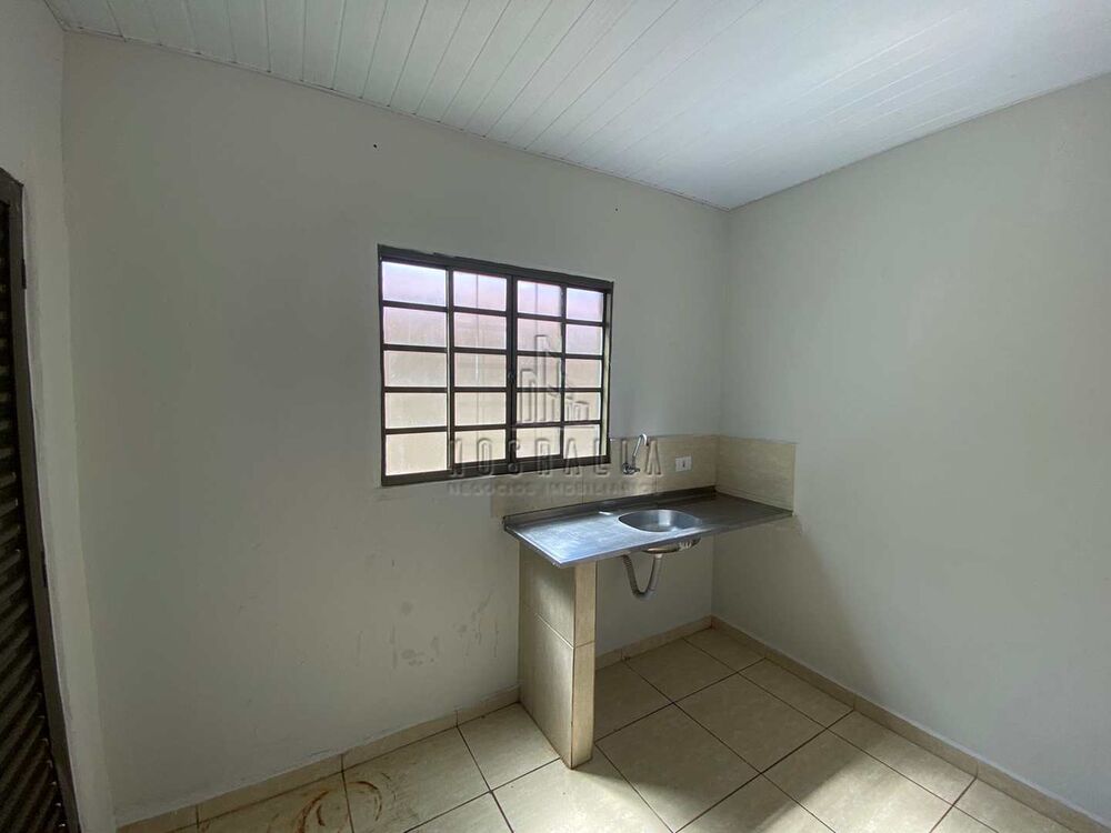 Casa, 1 quarto, 280 m² - Foto 2