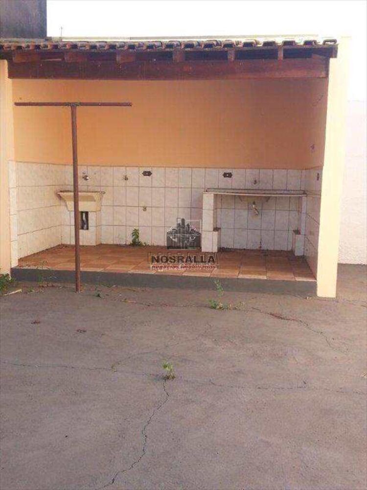 Casa, 2 quartos, 70 m² - Foto 2