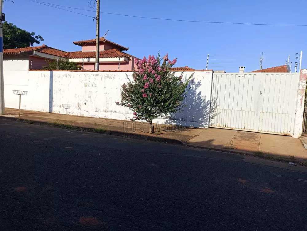 Casa, 2 quartos, 161 m² - Foto 1