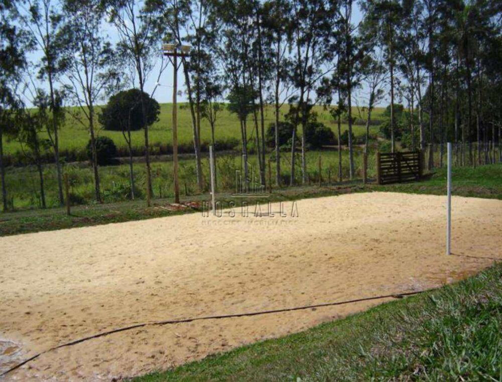 Chácara à venda com 5 quartos, 2m² - Foto 10