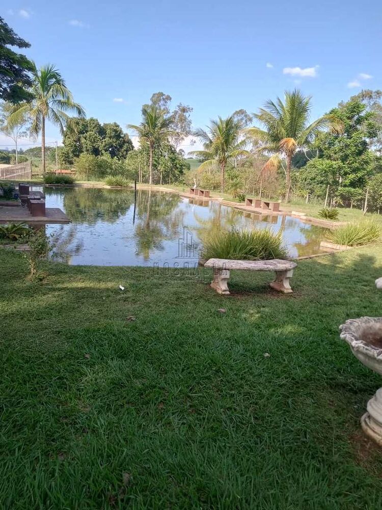 Chácara à venda com 5 quartos, 2m² - Foto 9