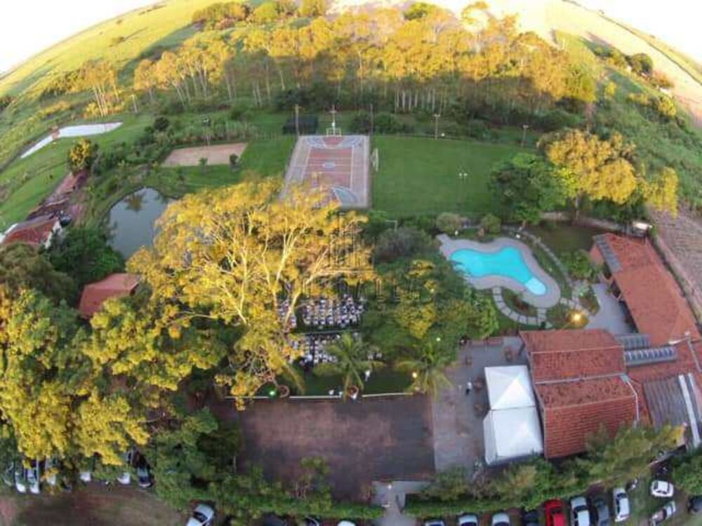 Chácara à venda com 5 quartos, 2m² - Foto 16
