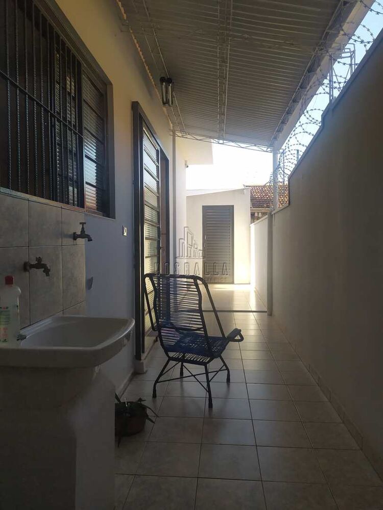 Casa à venda com 2 quartos, 246m² - Foto 5