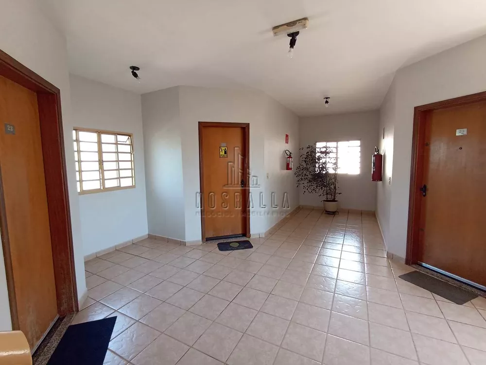 Apartamento para alugar com 2 quartos, 65m² - Foto 3