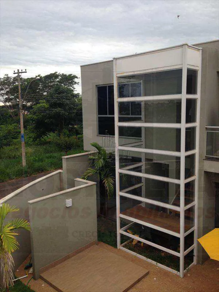 Casa, 3 quartos, 230 m² - Foto 2
