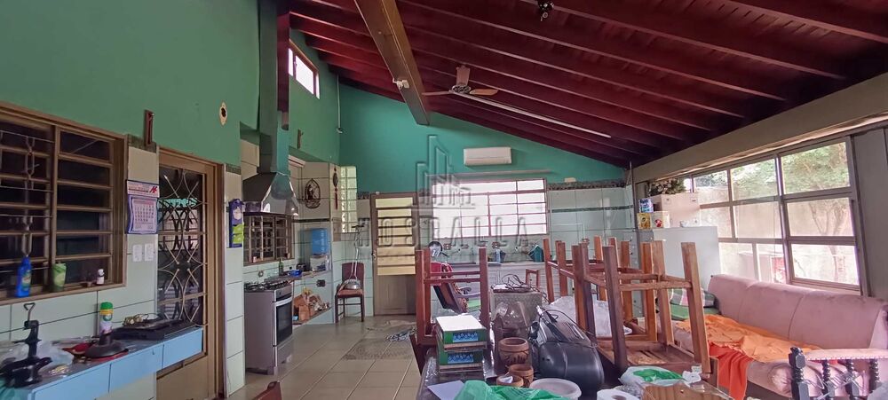 Sobrado à venda com 2 quartos, 367m² - Foto 1