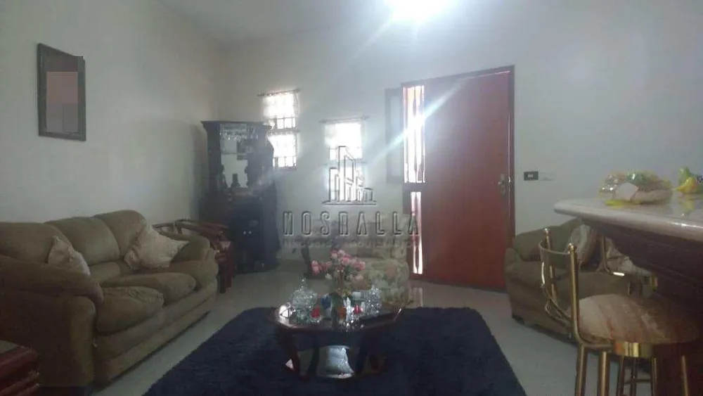 Casa, 4 quartos, 226 m² - Foto 2