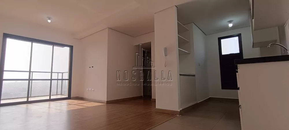 Apartamento para alugar com 2 quartos, 65m² - Foto 4