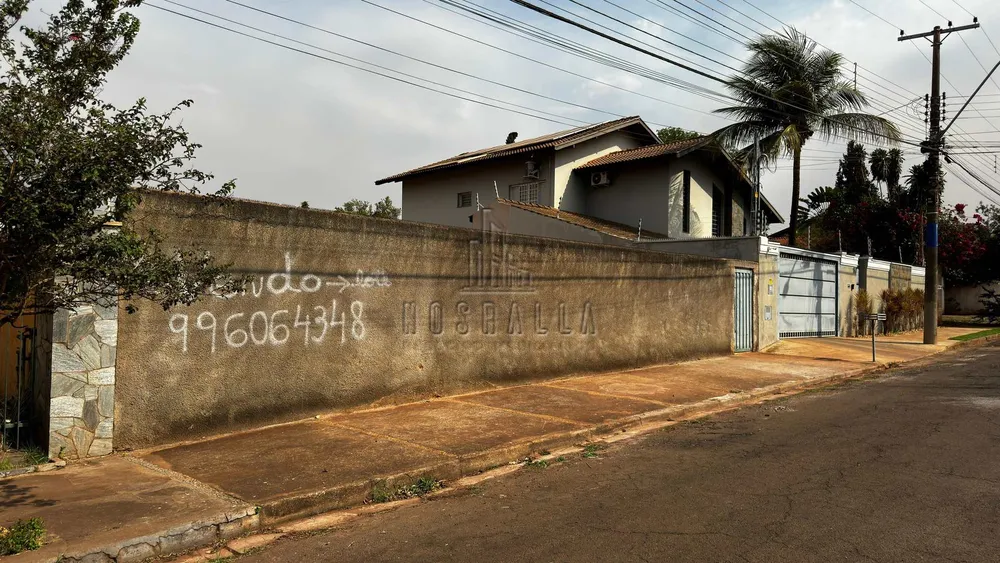 Casa, 3 quartos, 245 m² - Foto 1