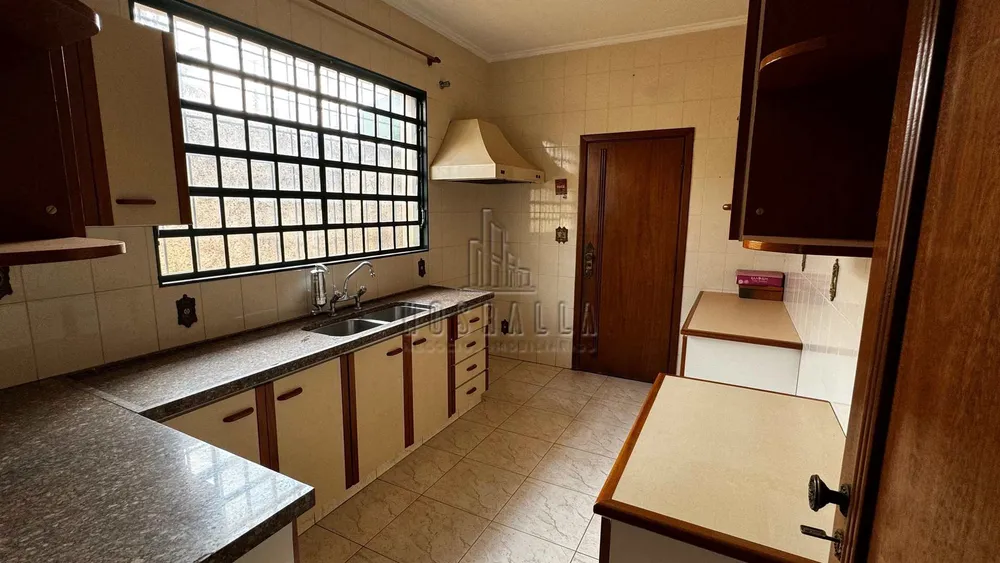 Casa, 3 quartos, 245 m² - Foto 7