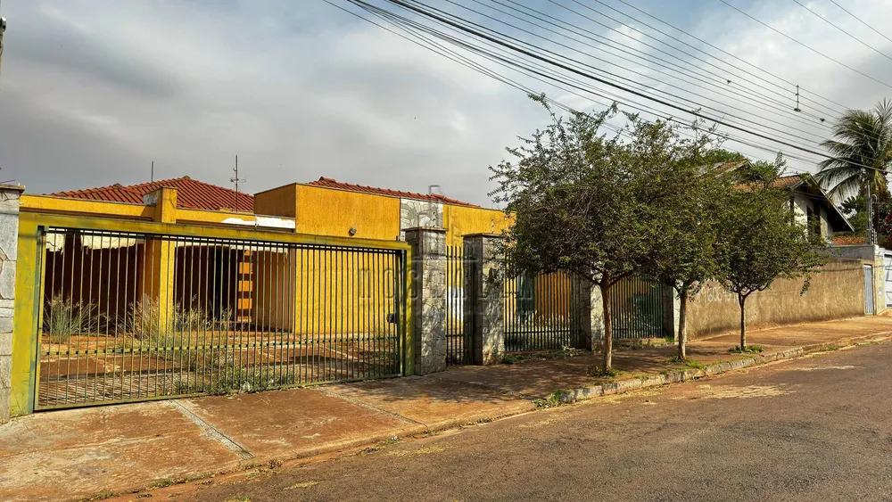 Casa, 3 quartos, 245 m² - Foto 3