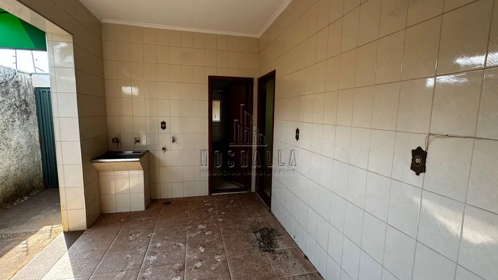 Casa, 3 quartos, 245 m² - Foto 4