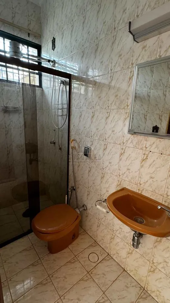 Casa, 3 quartos, 245 m² - Foto 2