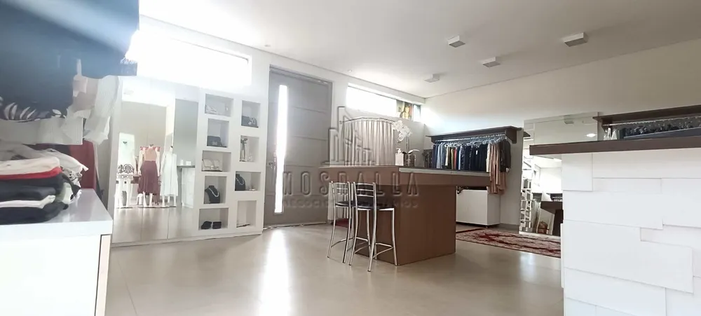 Loja-Salão, 390 m² - Foto 1