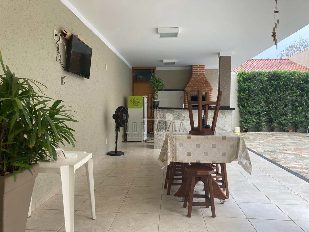 Sobrado, 4 quartos, 348 m² - Foto 1