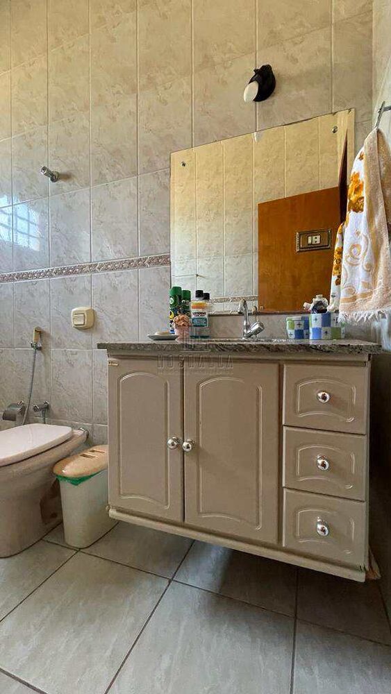 Casa, 3 quartos, 250 m² - Foto 15