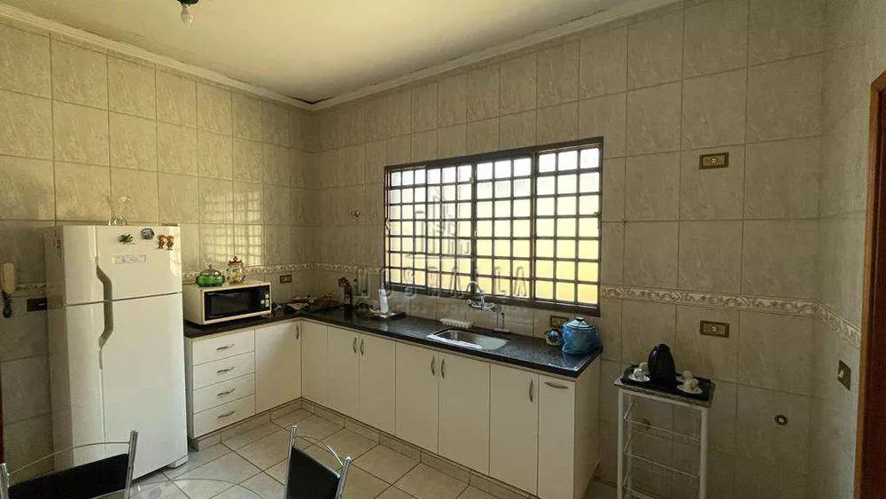 Casa, 3 quartos, 250 m² - Foto 6