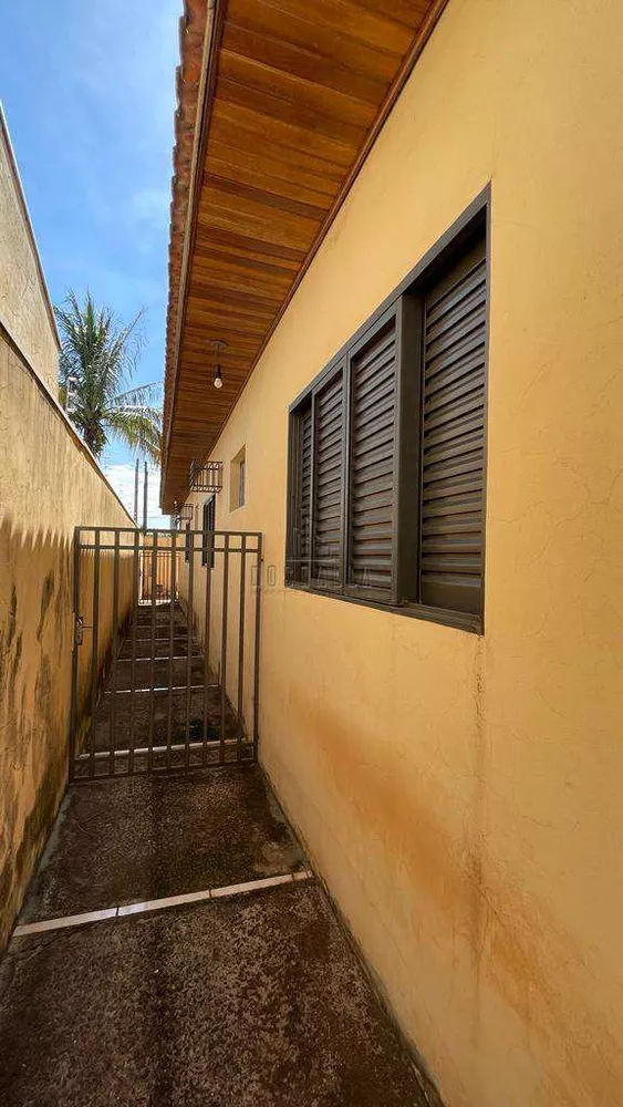 Casa, 3 quartos, 250 m² - Foto 35