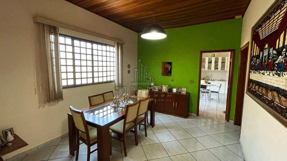 Casa, 3 quartos, 250 m² - Foto 9