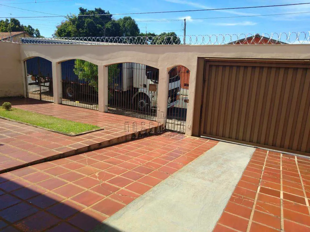 Casa, 3 quartos, 272 m² - Foto 2