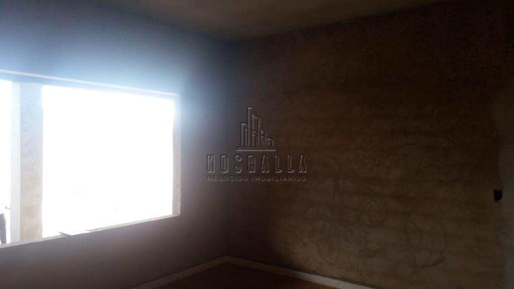 Casa, 3 quartos, 235 m² - Foto 1