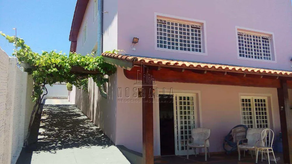 Sobrado, 4 quartos, 290 m² - Foto 2