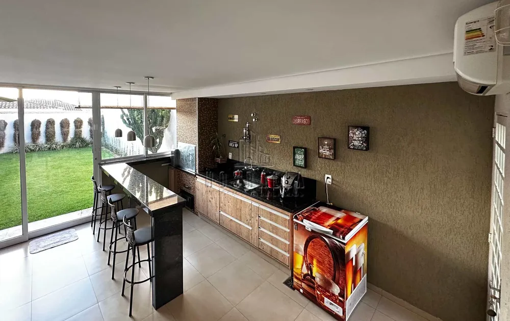 Casa, 3 quartos, 252 m² - Foto 6