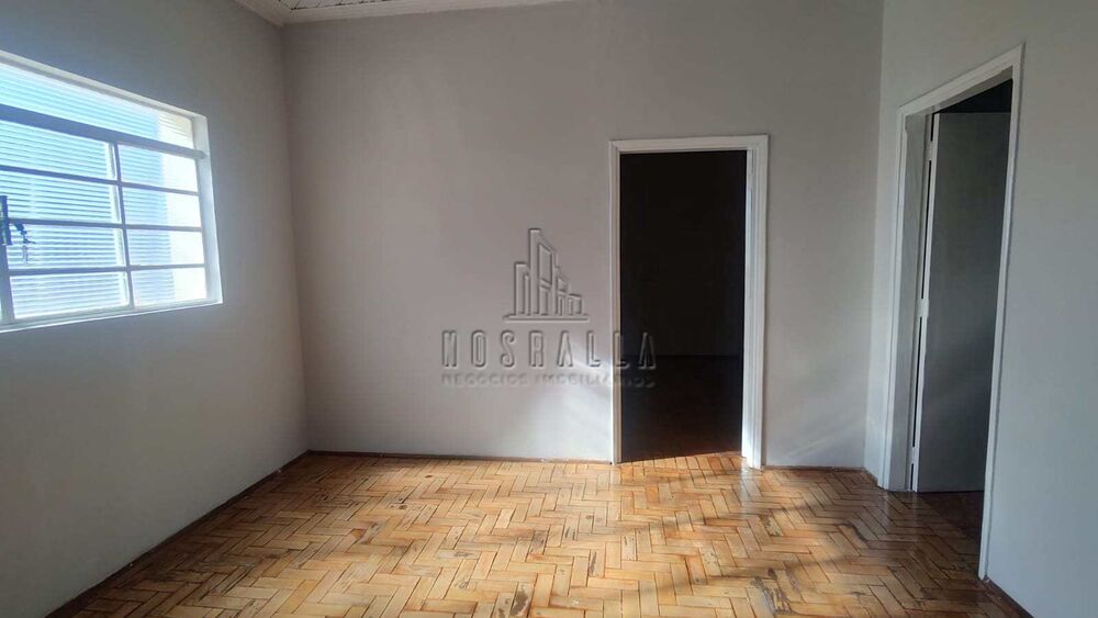 Casa à venda com 3 quartos, 234m² - Foto 3