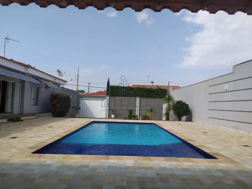 Casa, 3 quartos, 292 m² - Foto 1