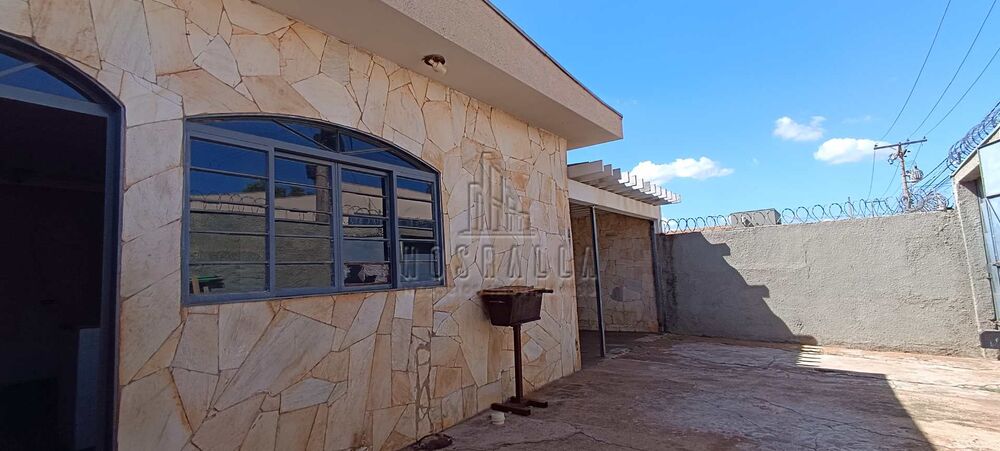 Casa, 3 quartos, 238 m² - Foto 3