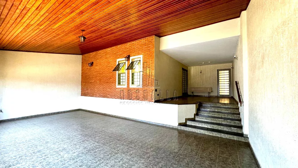 Casa à venda com 3 quartos, 413m² - Foto 1