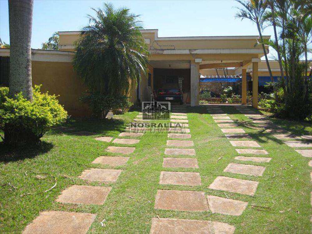 Casa, 4 quartos, 245 m² - Foto 2