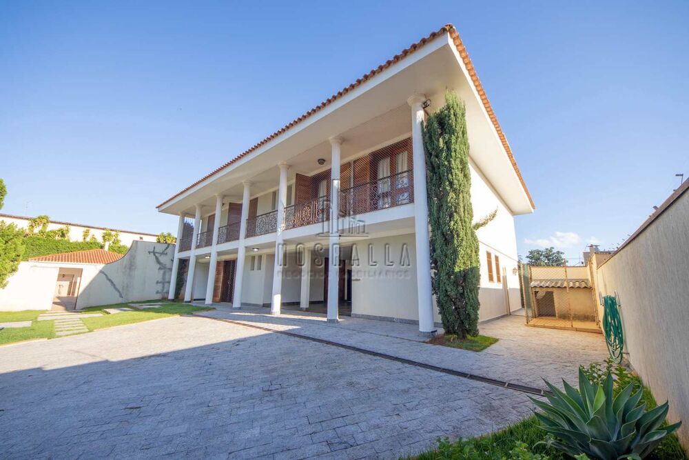 Sobrado à venda com 4 quartos, 1512m² - Foto 1