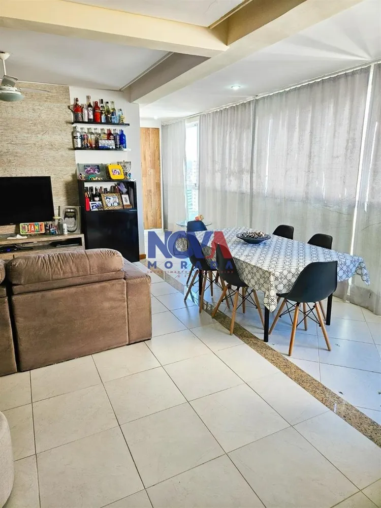 Cobertura, 3 quartos, 194 m² - Foto 2