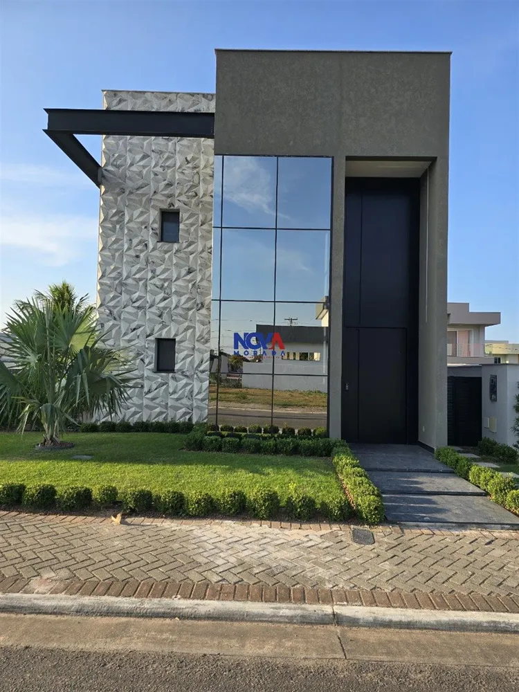 Casa, 3 quartos, 212 m² - Foto 1